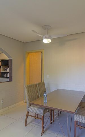 Casa à venda com 250m², 4 quartos e 3 vagas Casa à venda com 250m², 4 quartos e 3 vagasCozinha