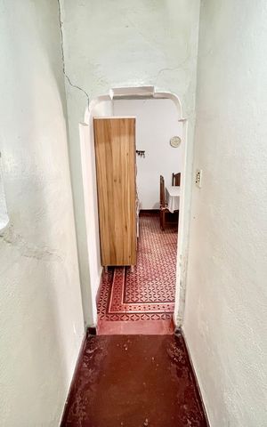 Casa à venda com 800m², 2 quartos e 5 vagas Casa à venda com 800m², 2 quartos e 5 vagasBanheiro