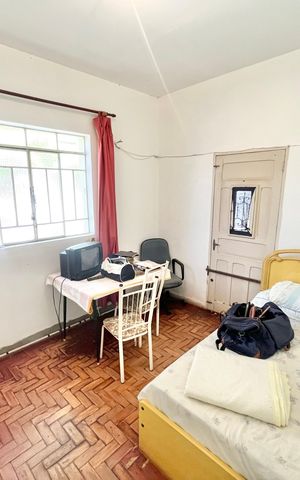 Casa à venda com 800m², 2 quartos e 5 vagas Casa à venda com 800m², 2 quartos e 5 vagasQuarto 2