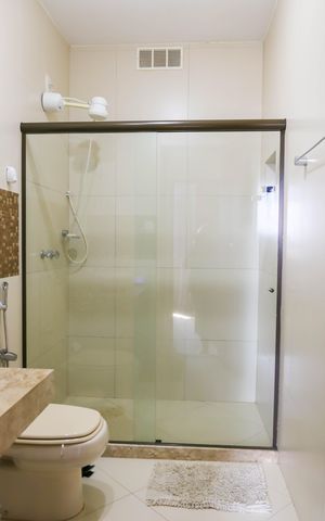 Casa de condomínio à venda com 150m², 3 quartos e 1 vaga Casa de condomínio à venda com 150m², 3 quartos e 1 vagaBanheiro Social