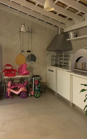 Casa de condomínio para alugar com 173m², 3 quartos e 3 vagas Casa de condomínio para alugar com 173m², 3 quartos e 3 vagasÁrea gourmet