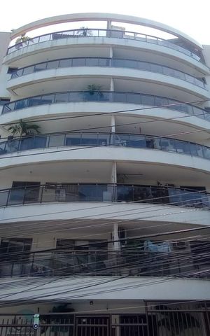 Apartamento à venda com 167m², 3 quartos e 2 vagas Apartamento à venda com 167m², 3 quartos e 2 vagasFachada