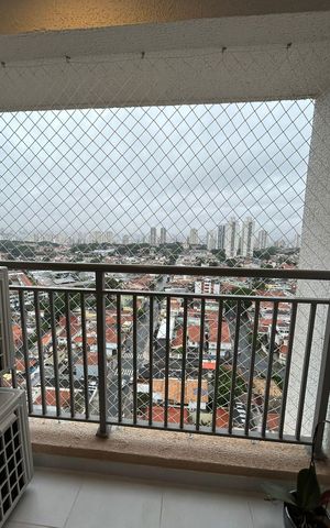 Apartamento à venda com 79m², 3 quartos e 1 vaga Apartamento à venda com 79m², 3 quartos e 1 vagaVaranda