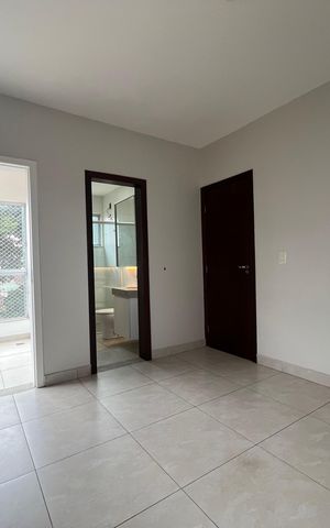 Apartamento à venda com 184m², 4 quartos e 2 vagas