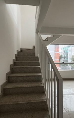 Apartamento à venda com 184m², 4 quartos e 2 vagas