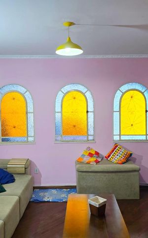 Casa à venda com 108m², 3 quartos e 2 vagas Casa à venda com 108m², 3 quartos e 2 vagasSala