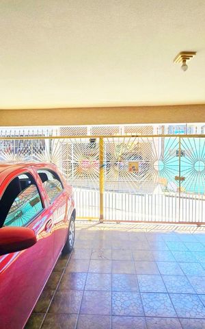 Casa à venda com 108m², 3 quartos e 2 vagas Casa à venda com 108m², 3 quartos e 2 vagasGaragem