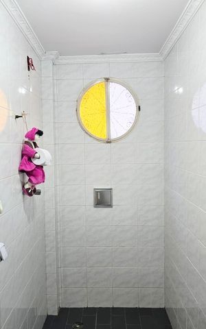Casa à venda com 108m², 3 quartos e 2 vagas Casa à venda com 108m², 3 quartos e 2 vagasBanheiro social