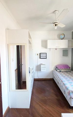 Casa à venda com 108m², 3 quartos e 2 vagas Casa à venda com 108m², 3 quartos e 2 vagasQuarto