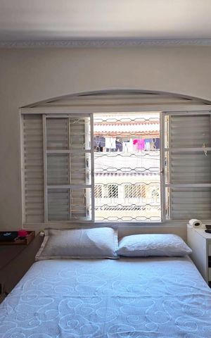 Casa à venda com 108m², 3 quartos e 2 vagas Casa à venda com 108m², 3 quartos e 2 vagasSuíte