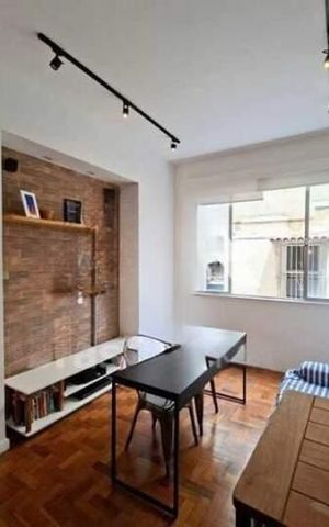 Apartamento à venda com 48m², 1 quarto e 1 vaga