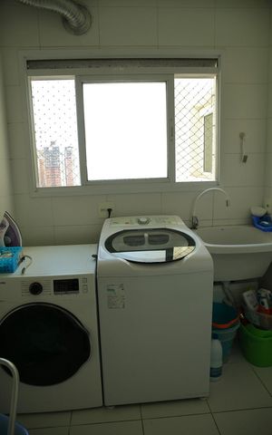 Apartamento à venda com 155m², 3 quartos e 3 vagasÁrea serviço 