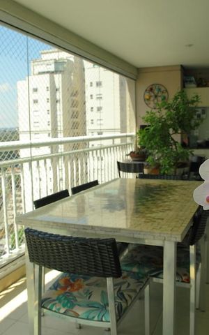 Apartamento à venda com 155m², 3 quartos e 3 vagasVaranda Gourmet da Sala