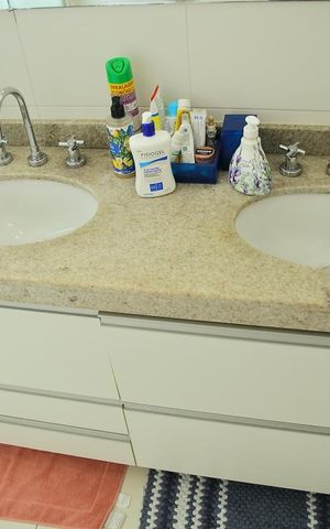 Apartamento à venda com 155m², 3 quartos e 3 vagasBanheiro Suíte 1 