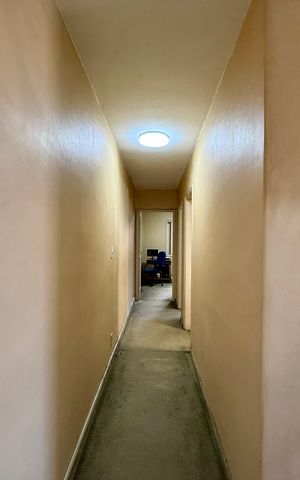 Casa à venda com 137m², 3 quartos e 2 vagas Casa à venda com 137m², 3 quartos e 2 vagasCorredor Quartos
