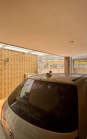 Casa à venda com 137m², 3 quartos e 2 vagas Casa à venda com 137m², 3 quartos e 2 vagasGaragem