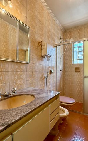 Casa à venda com 137m², 3 quartos e 2 vagas Casa à venda com 137m², 3 quartos e 2 vagasBanheiro Suíte