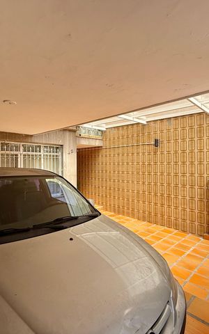Casa à venda com 137m², 3 quartos e 2 vagas Casa à venda com 137m², 3 quartos e 2 vagasGaragem