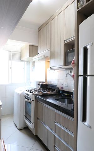 Apartamento à venda com 52m², 2 quartos e 1 vagaCozinha e Área de Serviço