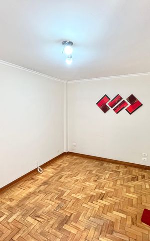 Apartamento à venda com 70m², 2 quartos e 1 vaga Apartamento à venda com 70m², 2 quartos e 1 vagaSala