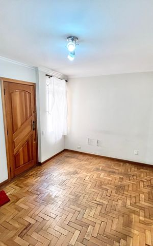 Apartamento à venda com 70m², 2 quartos e 1 vaga Apartamento à venda com 70m², 2 quartos e 1 vagaSala