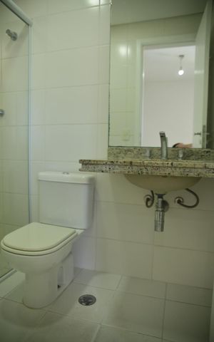 Apartamento à venda com 84m², 3 quartos e 2 vagasBanheiro da Suíte  