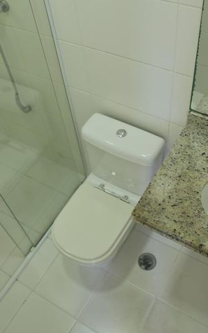 Apartamento à venda com 84m², 3 quartos e 2 vagasBanheiro da Suíte  