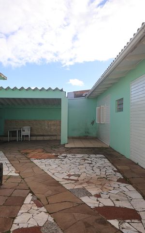 Casa para alugar com 160m², 4 quartos e 2 vagasQuintal
