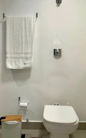 Apartamento à venda com 104m², 3 quartos e 1 vaga Apartamento à venda com 104m², 3 quartos e 1 vagaBanheiro