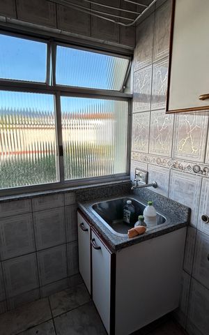 Apartamento à venda com 70m², 2 quartos e 1 vagaÁrea de Serviço