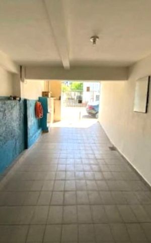 Casa à venda com 120m², 5 quartos e 3 vagas Casa à venda com 120m², 5 quartos e 3 vagasCasa dos fundos