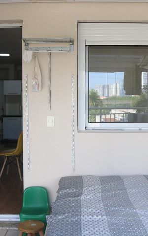 Apartamento para alugar com 99m², 2 quartos e 1 vagaVaranda