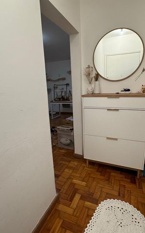 Apartamento à venda com 80m², 2 quartos e sem vaga Apartamento à venda com 80m², 2 quartos e sem vagaCorredor