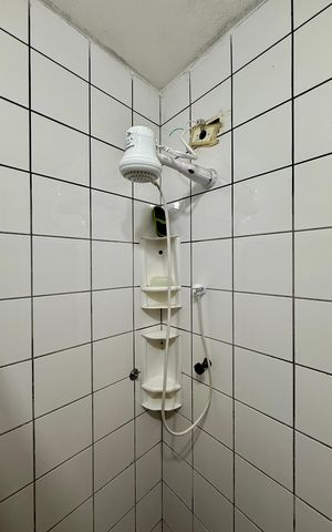 Casa à venda com 75m², 2 quartos e 1 vagaBanheiro 