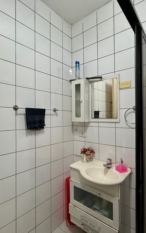 Casa à venda com 75m², 2 quartos e 1 vagaBanheiro 