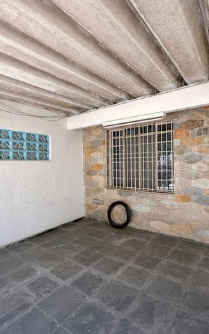 Casa à venda com 75m², 2 quartos e 1 vagaGaragem