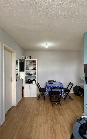 Apartamento à venda com 49m², 2 quartos e 1 vagaSala