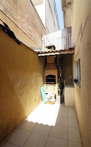 Casa de condomínio à venda com 198m², 3 quartos e 2 vagas Churrasqueira
