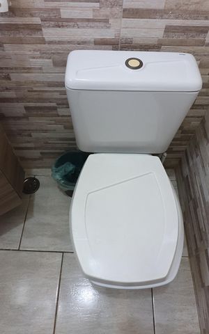 Casa de condomínio à venda com 198m², 3 quartos e 2 vagasLavabo 