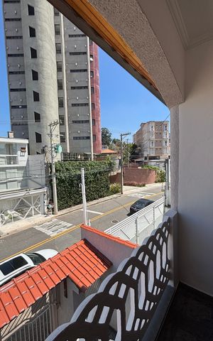Casa à venda com 232m², 4 quartos e 4 vagas Casa à venda com 232m², 4 quartos e 4 vagasSuite Varanda