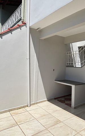 Casa à venda com 232m², 4 quartos e 4 vagas Casa à venda com 232m², 4 quartos e 4 vagasGaragem - Area de Serviço