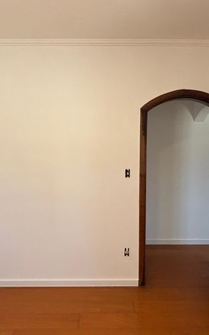 Casa à venda com 232m², 4 quartos e 4 vagas Casa à venda com 232m², 4 quartos e 4 vagasQuarto 2