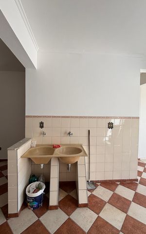 Casa à venda com 232m², 4 quartos e 4 vagas Casa à venda com 232m², 4 quartos e 4 vagasGaragem - Area de Serviço