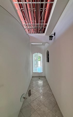 Casa à venda com 232m², 4 quartos e 4 vagas Casa à venda com 232m², 4 quartos e 4 vagasJardim de Inverno