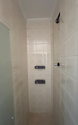 Casa à venda com 232m², 4 quartos e 4 vagas Casa à venda com 232m², 4 quartos e 4 vagasBanheiro
