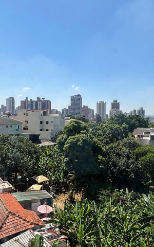 Casa à venda com 232m², 4 quartos e 4 vagas Casa à venda com 232m², 4 quartos e 4 vagasQuarto 3 Vista