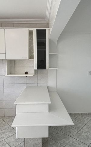 Casa à venda com 232m², 4 quartos e 4 vagas Casa à venda com 232m², 4 quartos e 4 vagasSala de Jantar - Cozinha