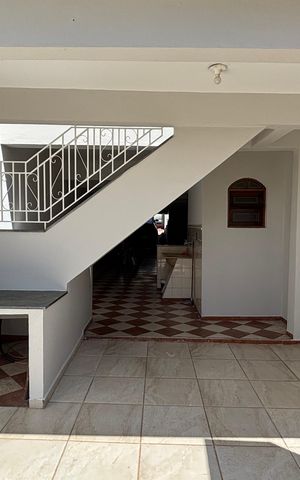 Casa à venda com 232m², 4 quartos e 4 vagas Casa à venda com 232m², 4 quartos e 4 vagasGaragem - Area de Serviço