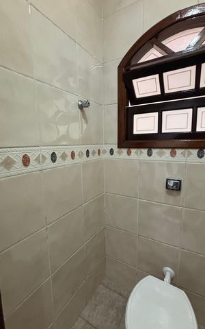 Casa à venda com 232m², 4 quartos e 4 vagas Casa à venda com 232m², 4 quartos e 4 vagasLavabo