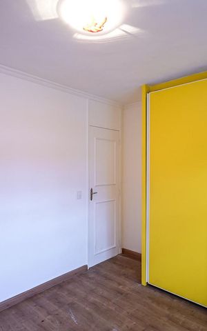 Casa de condomínio para alugar com 153m², 3 quartos e 1 vagaQuarto 1